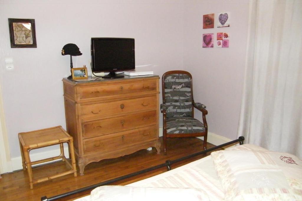 Chambre D'Hotes Jules & Annette Vittel Room photo
