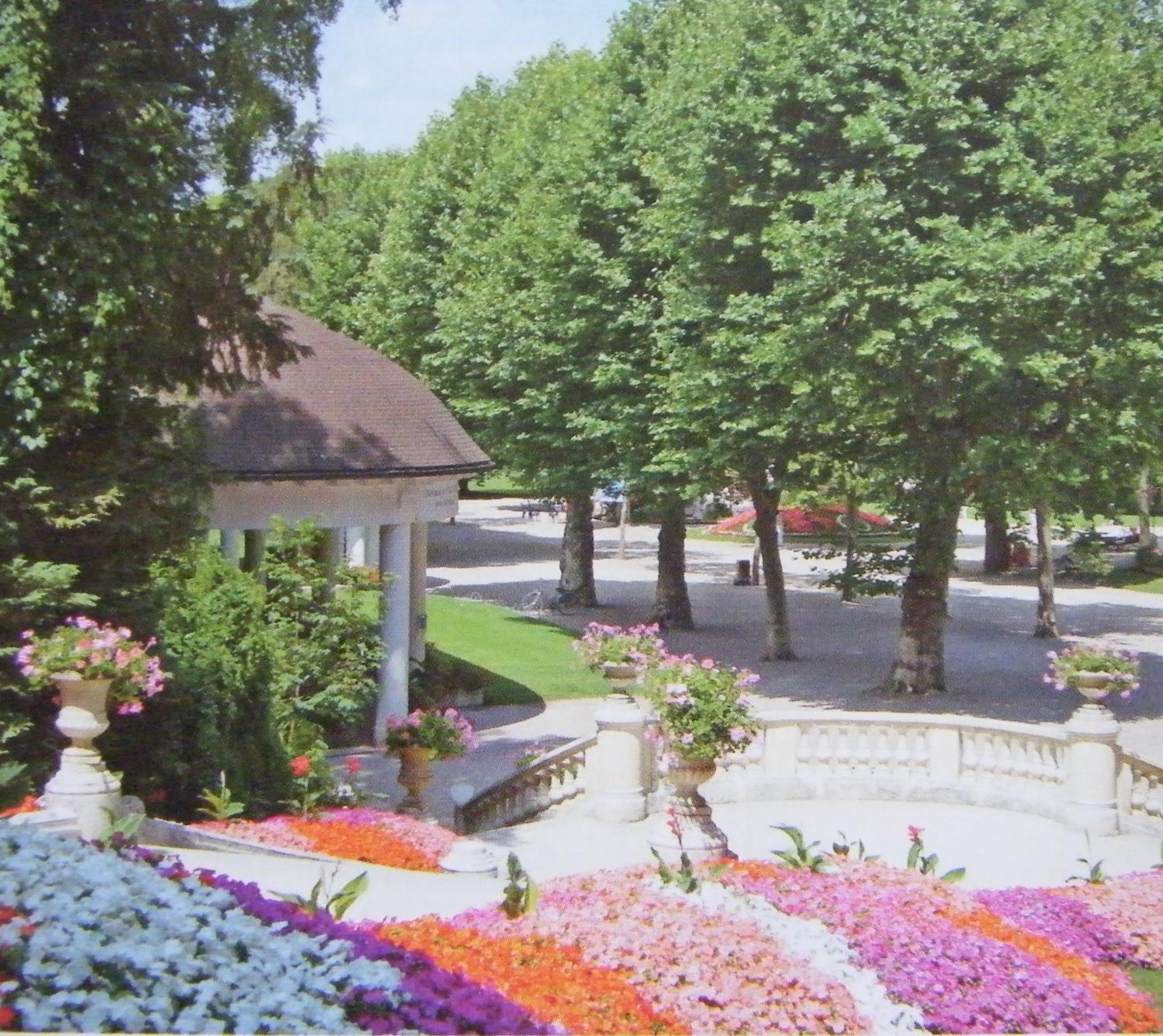 Chambre D'Hotes Jules & Annette Vittel Exterior photo